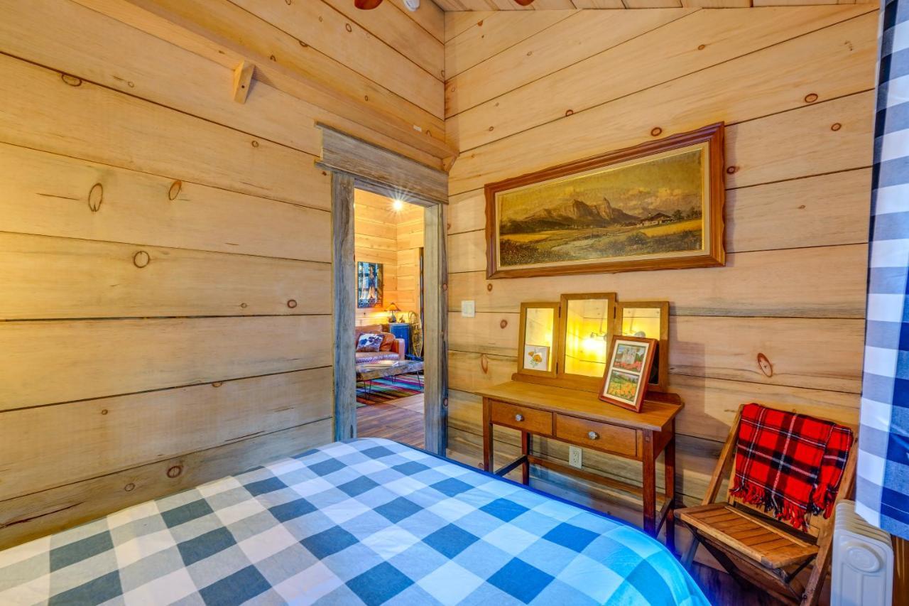 Enchanting Creekside Cabin Near Kings Canyon Park! Badger Exterior photo