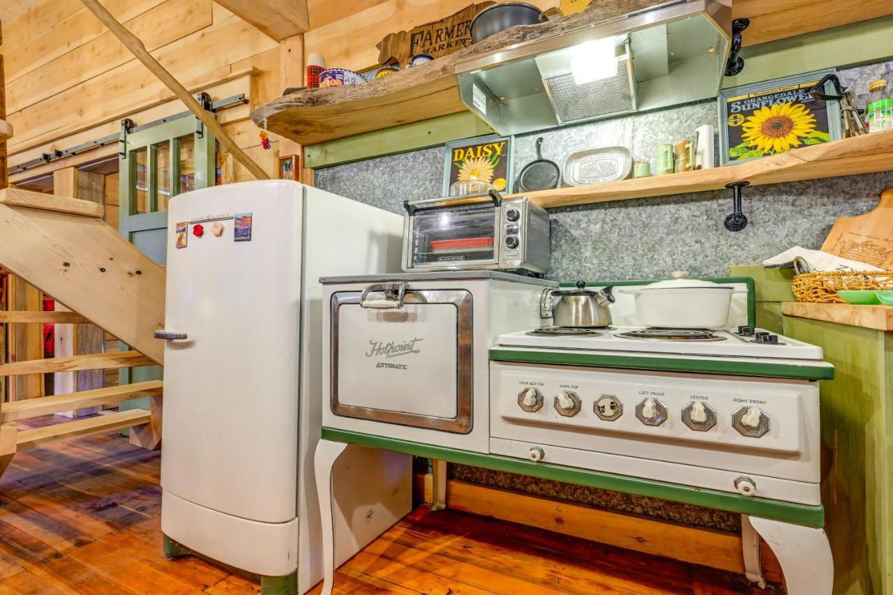 Enchanting Creekside Cabin Near Kings Canyon Park! Badger Exterior photo