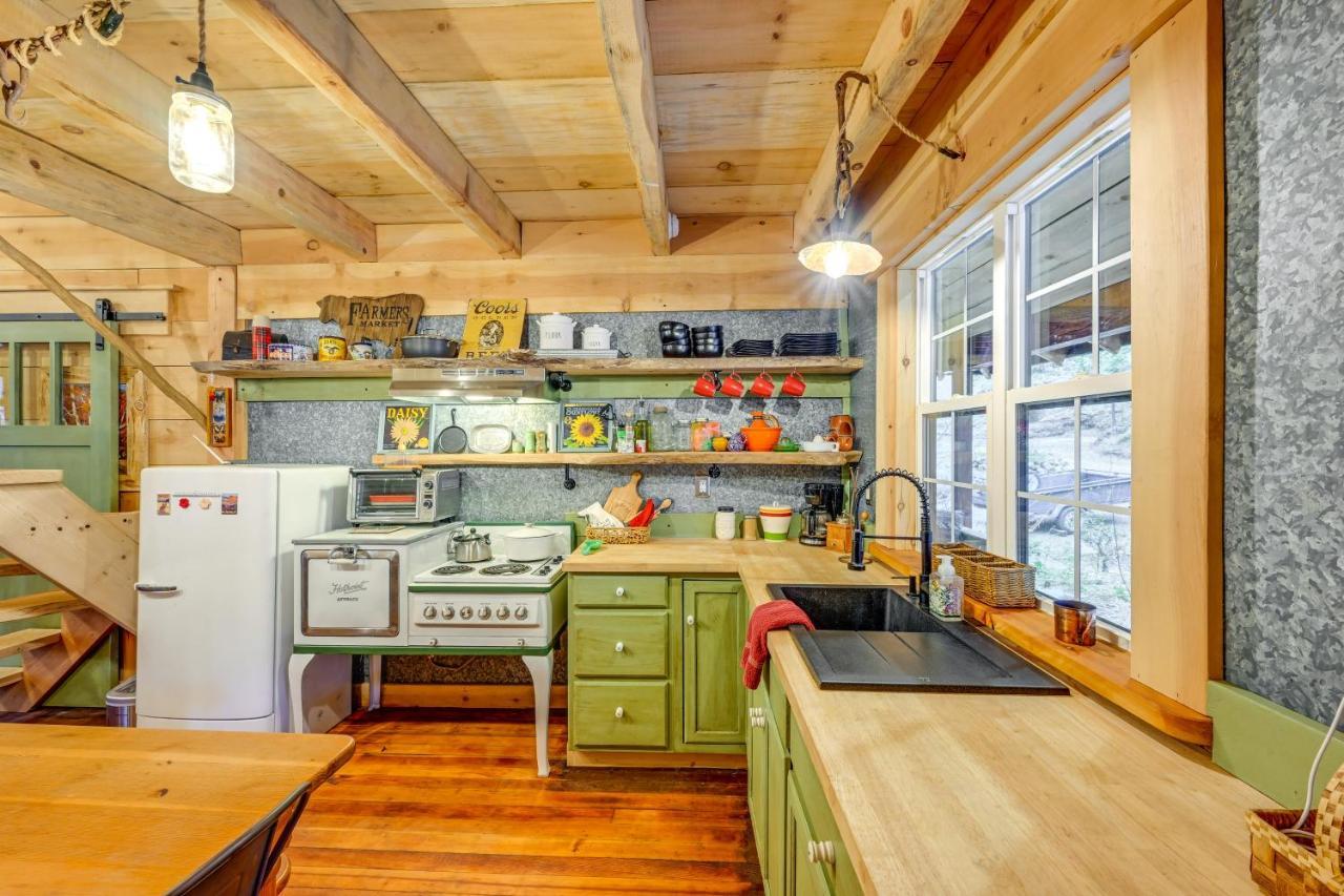 Enchanting Creekside Cabin Near Kings Canyon Park! Badger Exterior photo